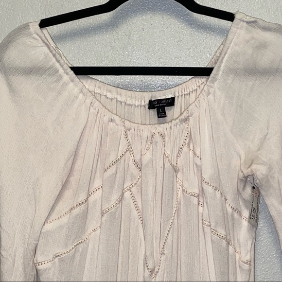 Romeo & Juliet Couture Off the Shoulder Bell Sleeve Renaissance Romper 669 - Picture 2 of 8